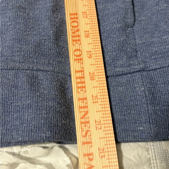 Nike 1/4 zip woman’s sweater size L. Heathered blue, with pockets. Long sleeve. - Picture 13 of 14